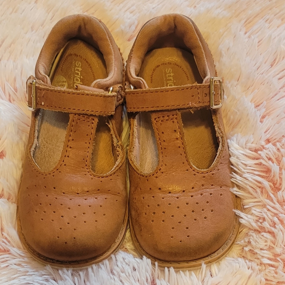 Stride Rite T-strap shoes